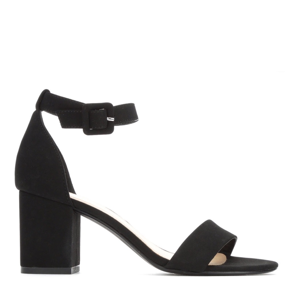 City Classified Black Cake Ankle Strap 2.5” Heel - Picture 4 of 7